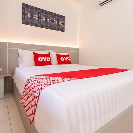 Hotel Oyo 328 Onion House Kata Beach  Zewnętrze zdjęcie